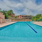 Sunrise -Swimming-Pool-Saint-Tropez Center-Parking
