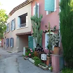 Hameau Provencal - T2 Neuf Tres Calme Tout A Pied Prestation +++