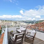 Beautiful Apartment In Nice With Kitchen