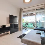 Amazing Apartment In Cannes With Wifi