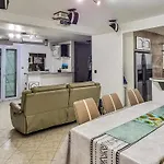 3 Bedroom Stunning Home In La Londe Les Maures