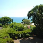 Appartement Moderne A Cannes Avec Vue Sur Mer Et Montagne 85 M²