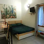 La Petite Maison