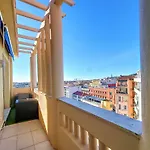 Nestor&Jeeves - Palais Hispania - Top Floor Apartment