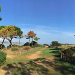 Appartement Lumineux Avec Terrasse, Parking Et Proche Plage A Sainte-Maxime - Fr-1-226-527
