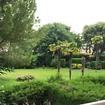 Superbe Residence Avec Piscine Et Tennis