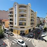 Appartement Neuf De 3 Pieces Avec Climatisation