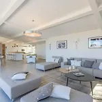 Villa Lou Paradou Contemporary Villa With Panoramic View !