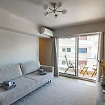 Beautiful Renovated Flat - Close To Martinez Hotel