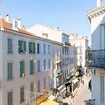Magnificent Renovated 4-Room Apartment - Croisette Carre D'Or