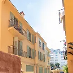 #44 1 Bdr Flat Cap Ac Balcony 5Mins Walk To Beach