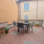 Appartement Centre Ville Avec Terrasse