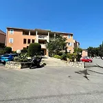 Appartement T2 Avec Piscine, 4 Couchages - La Croix-Valmer - Fr-1-226B-161