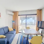 Perle Rare 2 Pieces Au Pied De La Plage Et Piscine Residence