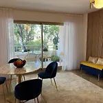 Elegant Apartment Close To Croisette And Palais De Festival With Garage