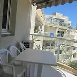 Appartement Cavalaire-sur-Mer, 2 pièces, 4 personnes - FR-1-100-233