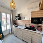 Les Appartements De Nana 10 - Studio Hypercentre, Rue Meynadier, Palais & Plage, Clim, Wifi