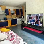 Appartement Rez De Jardin 6 Personnes Cagnes Sur Mer 06 Piscine Et Tennis