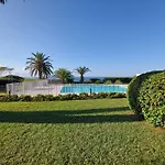 Studio Jardin Piscine Chauffee Clim Acces Plage