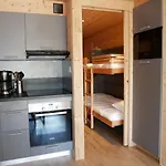 Appartement Renove 4 Pers. Avec Balcon - Centre La Clusaz, Proche Piscine Et Commerces - Fr-1-459-106