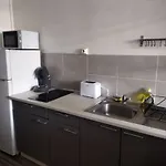 280, Studio La Seyne Rdc