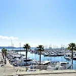 Studio Mezzanine Climatise Avec Terrasse, Parking Prive Et Proche Plage A Cavalaire - Fr-1-226B-30