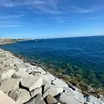 Appartement Au Coeur De La Pinede