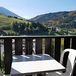 Appartement Renove 4 Pers. Avec Balcon - Centre La Clusaz, Proche Piscine Et Commerces - Fr-1-459-106
