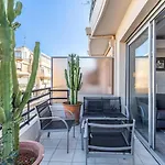 Magnificent Studio With Terrace - Center Of Cannes