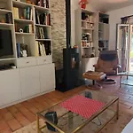Spacious House With Pool Close To The Sea