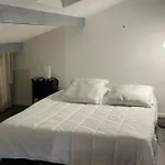 Appartement Piscine Et Vue Mer.