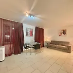 Vieux Port One Bedroom Apartment A13