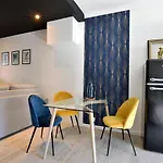 Centre Ville Grand Studio Rdc Grande Terrasse Climatisation