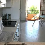 Joli Studio Design Balcon Sud Et Parking Gratuit