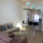 Large Studio Flat 4 Pax Thu9