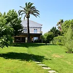 Villa Pieds Dans L'Eau Pour 10 Personnes Avec Piscine, Clim Et Wi-Fi - Fr-1-768-27