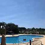 Cosy Family Nest With Balcony And Shared Pool