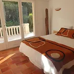 Bas De Villa Avec Piscine Golfe-Juan