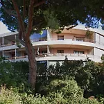 Grand Studio Proche Du Port Et Des Plages