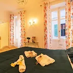 Volti On The Bay Ap4386 By Riviera Holiday Homes