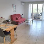 Grand Appartement T2 Sur La Presqu'Ile De Giens