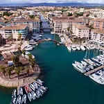 Port, Plage : Nid Cosy A Frejus