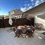 Appartement T3 Lumineux Avec Grande Terrasse, Clim, Parking Gratuit Et Wi-Fi - 5 Personnes - Fr-1-770-6