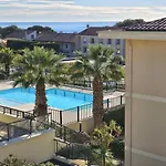Beau T3 Aux Issambres Avec Piscine, Climatisation Et Garage - Fr-1-768-58