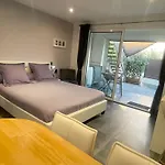 Plage A 400 M Studio Tout Confort Terrasse Clim Parking
