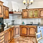 Villa Familiale A Sanary, Climatisee, Plage A Pieds