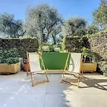 Magnificent Studio - Renovated In A Luxury Residence - Swimming Pool