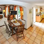 Cozy Home In Saint-Raphael With Wi-Fi