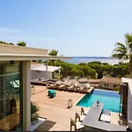 Villa D'Exception Avec Piscine A 300 M De La Mer A Sainte Maxime - Villa Oceane