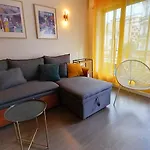 Palais Carnot Central Apartment With Balcony And A C
